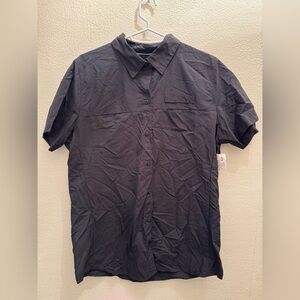 NWT Amazon Essentials Women's Classic Fit Outdoor Shirt with Chest Pockets